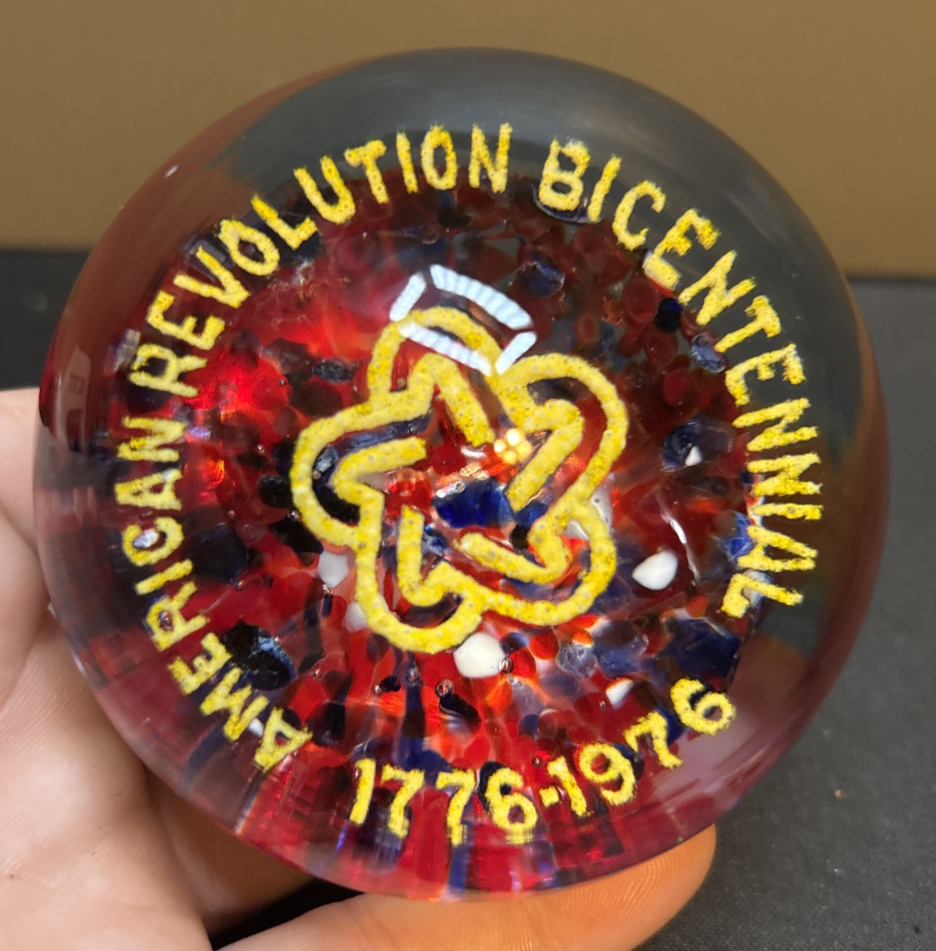 Vintage Paperweight Gentile 1976 American Revolutio Bicentennial 1776-1976 USA