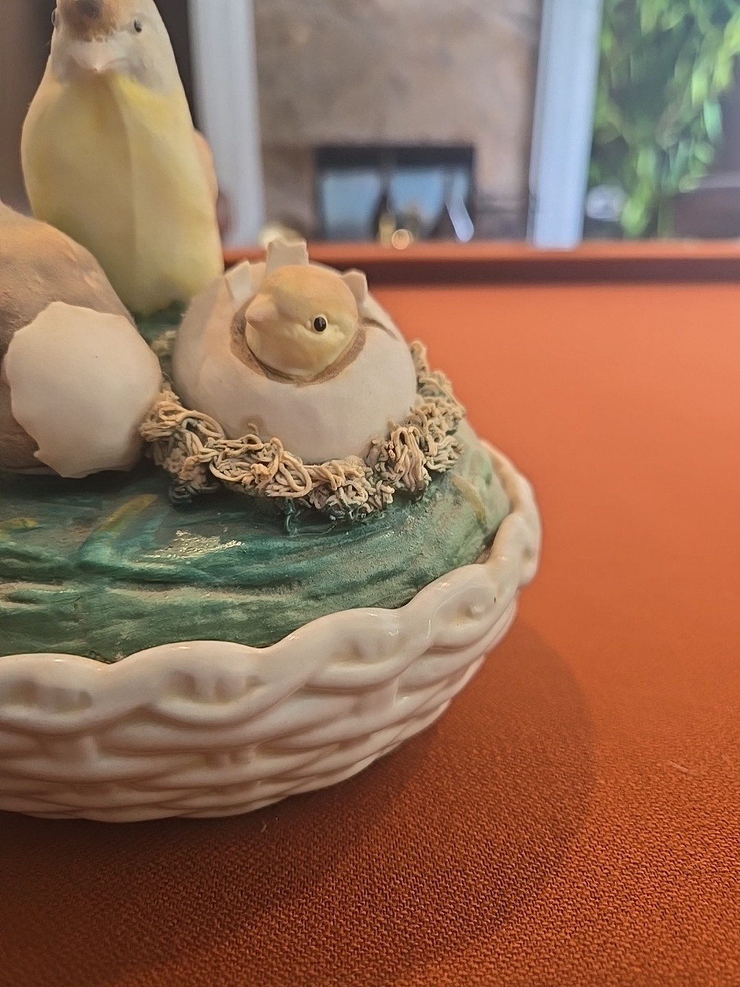 0⁰Antique Staffordshire Porcelain Pottery 3 Hatching Chicks in Grass 1890S