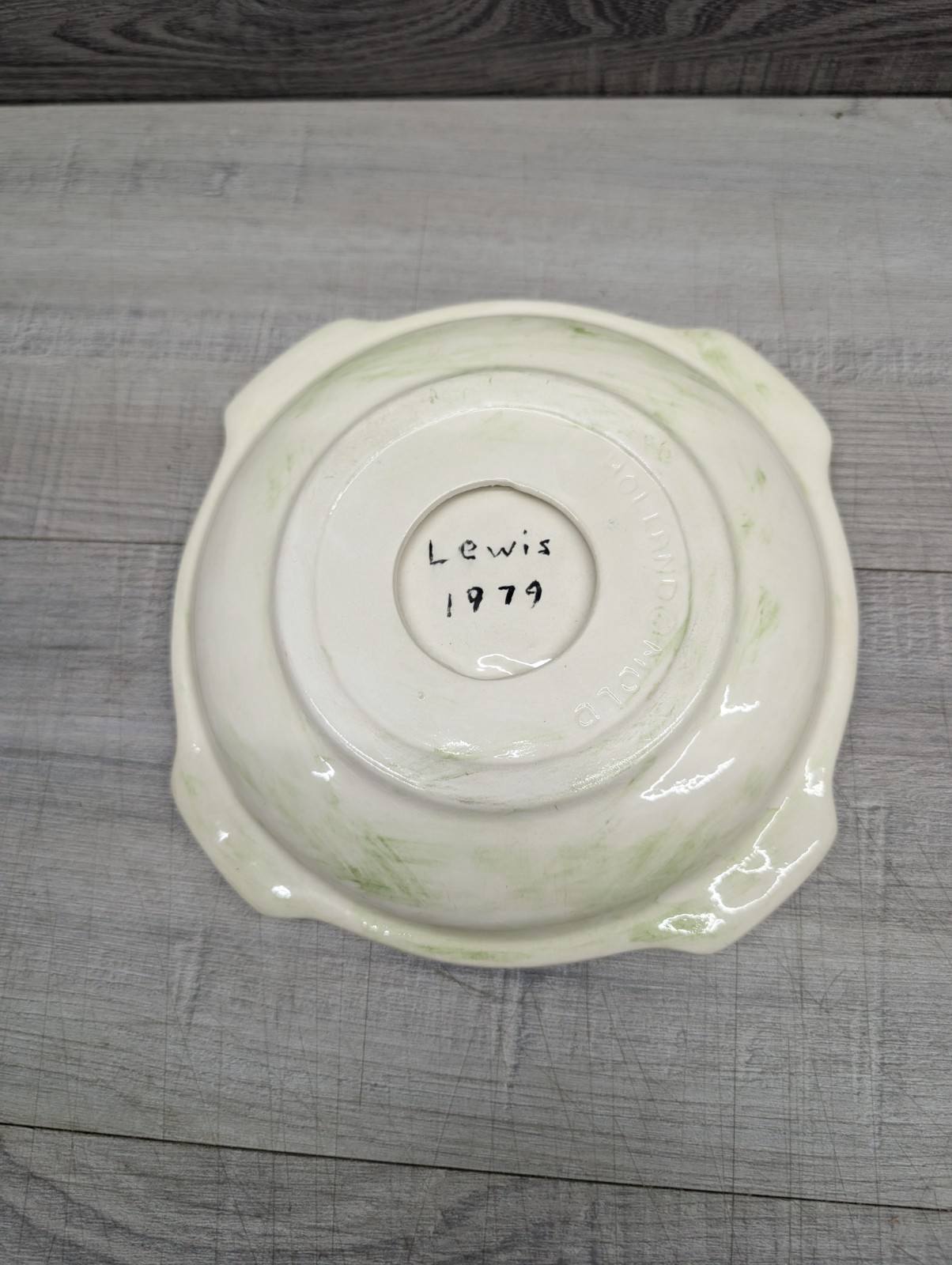 Holland Mold Tennis Cartoon Ceramic Round Ashtray Decorative Glossy Pottery 1979