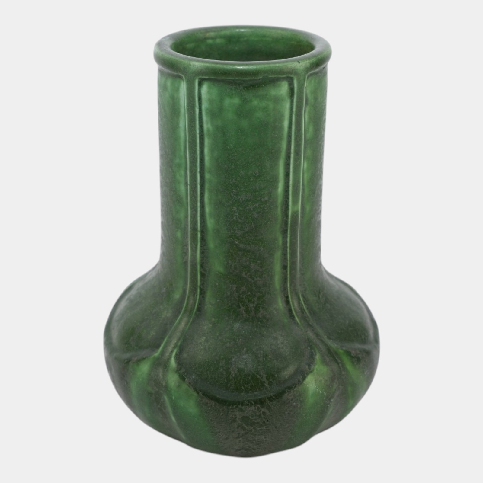 Grueby 1900s Vintage Arts and Crafts Pottery Organic Matte Green Paneled Vase