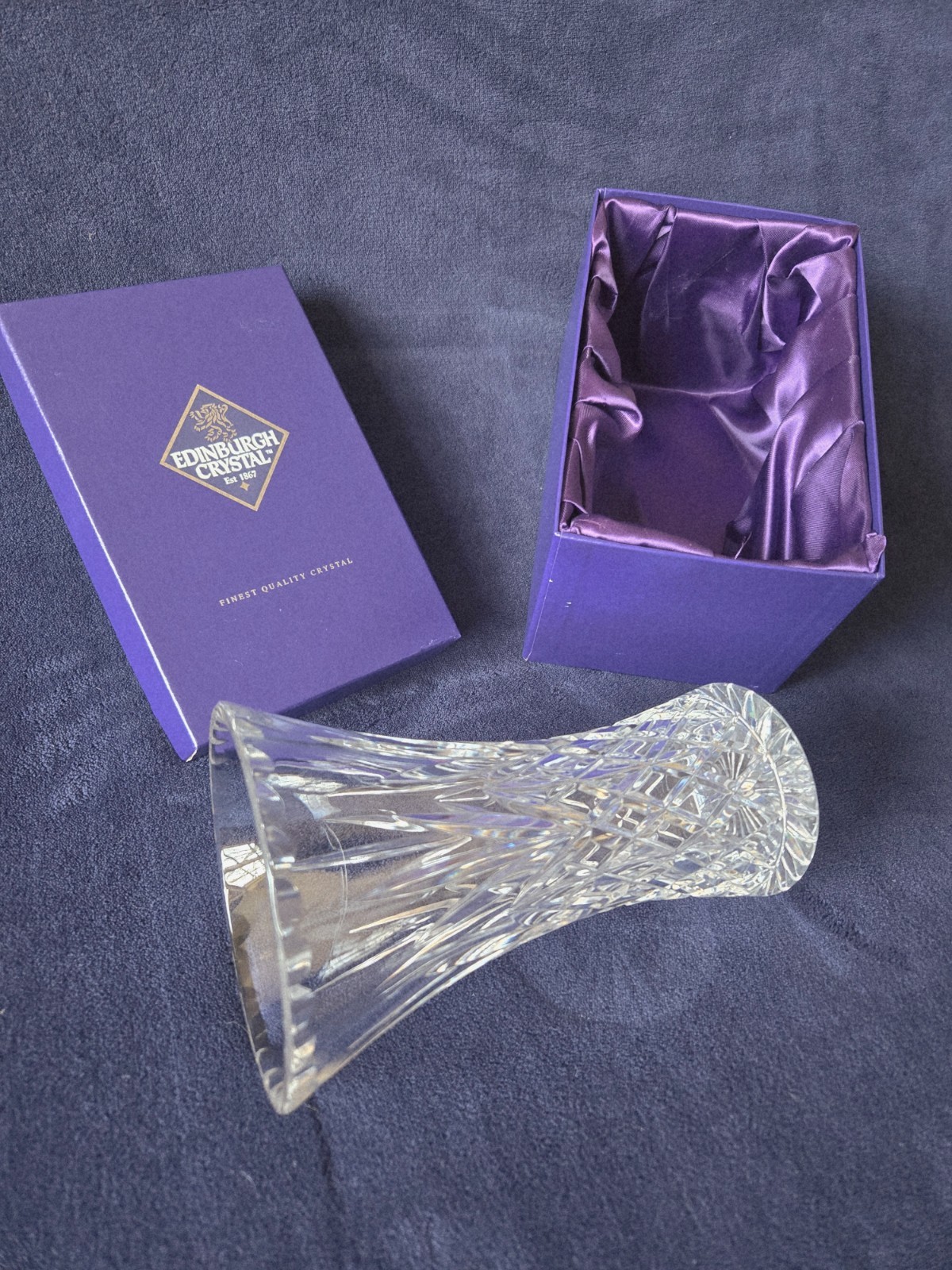 Edinburgh Crystal lead crystal vase 8″, top rim diam-5″, bottom diam-3″