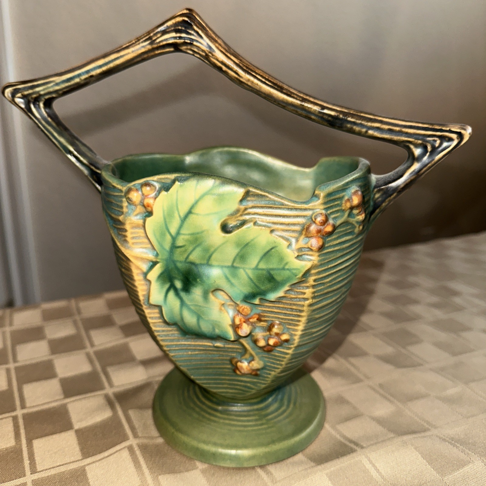 Antique Roseville Pottery Bushberry 370-8 Basket Vase Green Leaves 8in 1940s