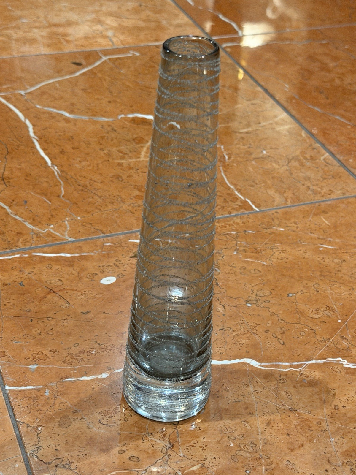 RUNE STRAND SEA GLASBRUK TRAILED ART GLASS PARTICLES SPUN SMOKY GREY 8″ VASE EUC