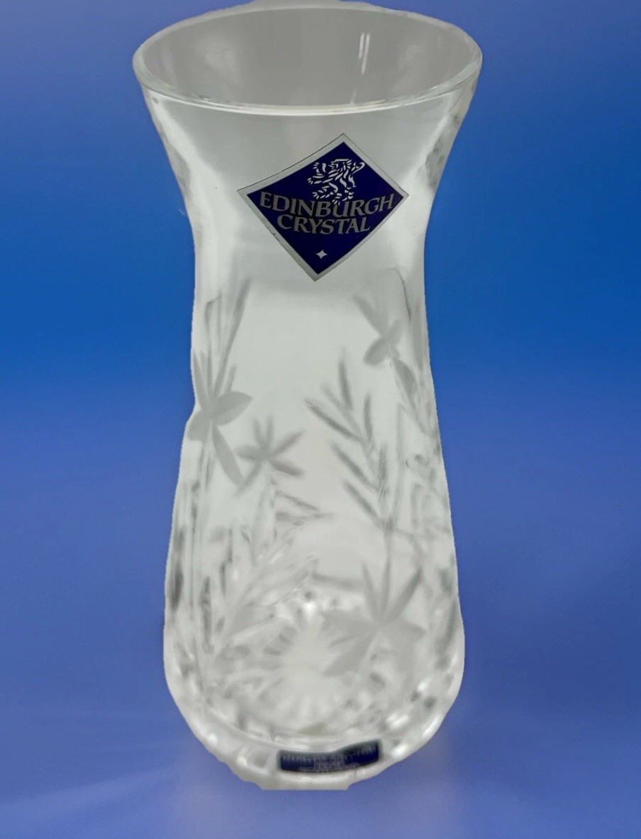 Vintage Edinburgh International Crystal Bud Vase Floral Etched Daisy