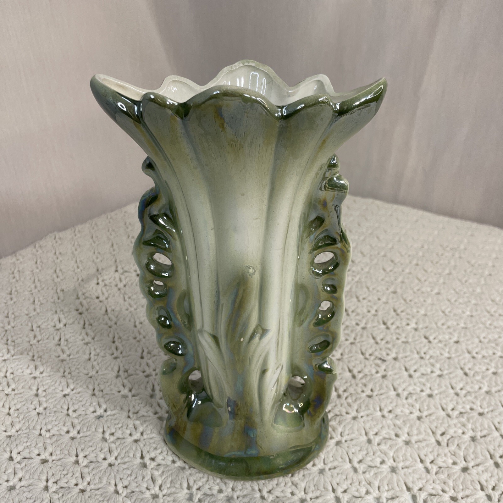 Vintage Hand Painted Lusterware Vase Pottery Made In Taiwan Floral Gold Accents