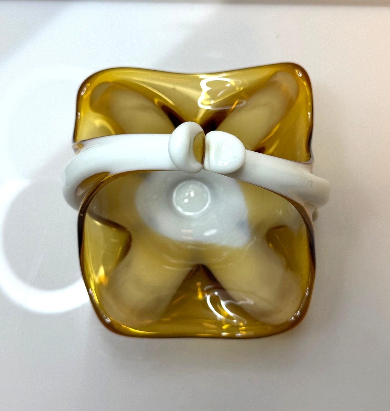 Handblown Peach and White Cased Glass Petal Basket White Handles 7″ Tall – EUC