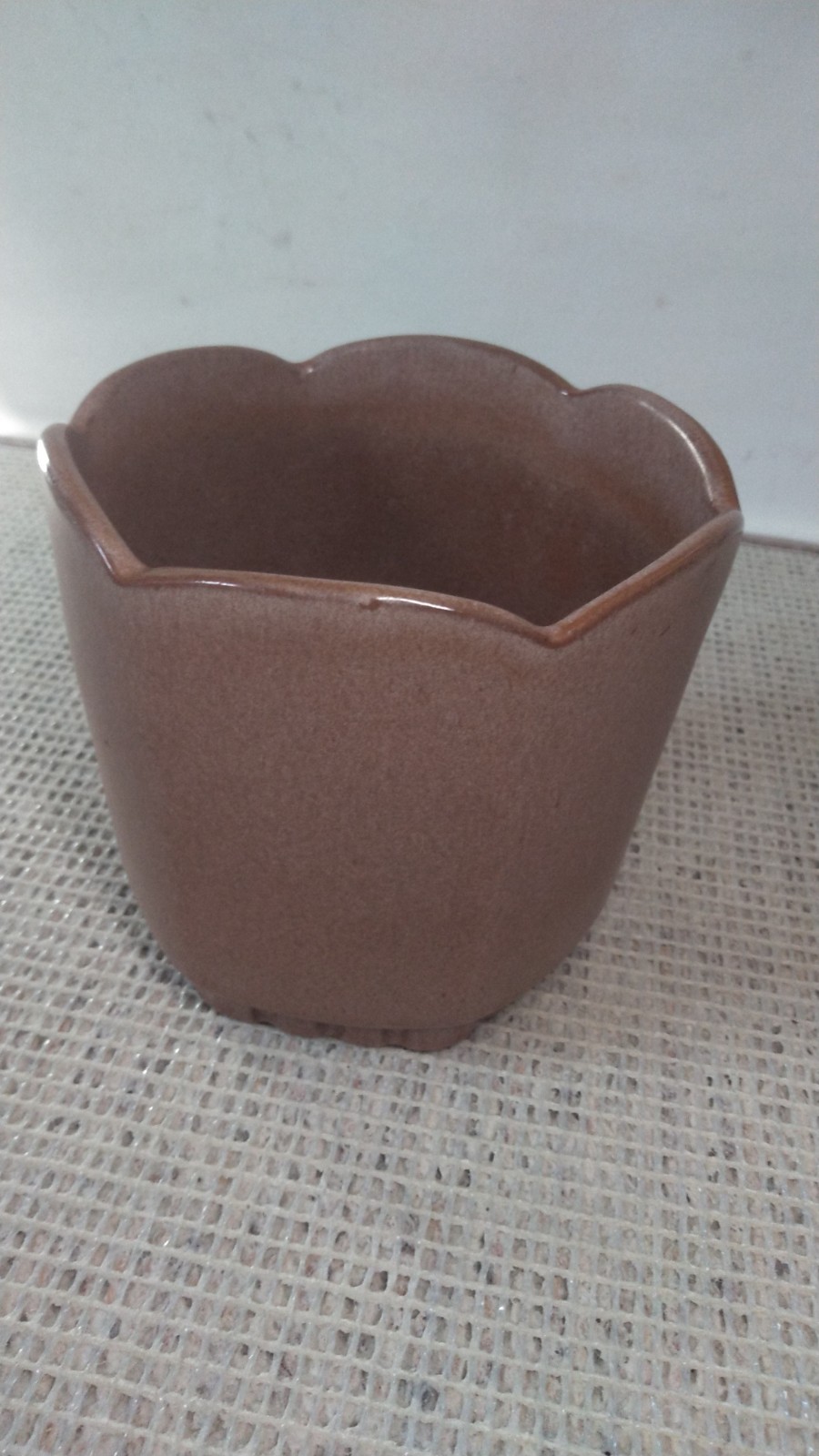 Frankoma Pottery Planter Scalloped Top #37 brown 4″ x 4.5″