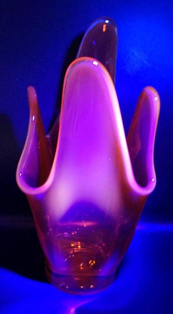 Viking Persimmon Epic 4 Square Footed Swung Vase Flared Top UV Reactive Cadmium