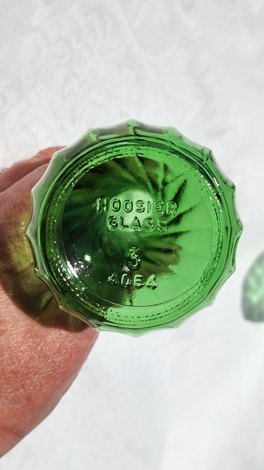 Pr Vintage Swirl Ribbed Emerald Green Hoosier Glass Floral/Flower Bud Vases 4064