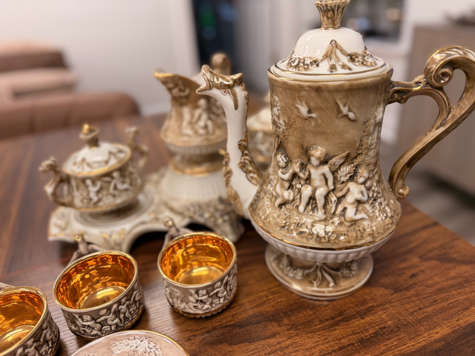 Rare Vintage 1960s R. Capodimonte MAS Italian porcelain set