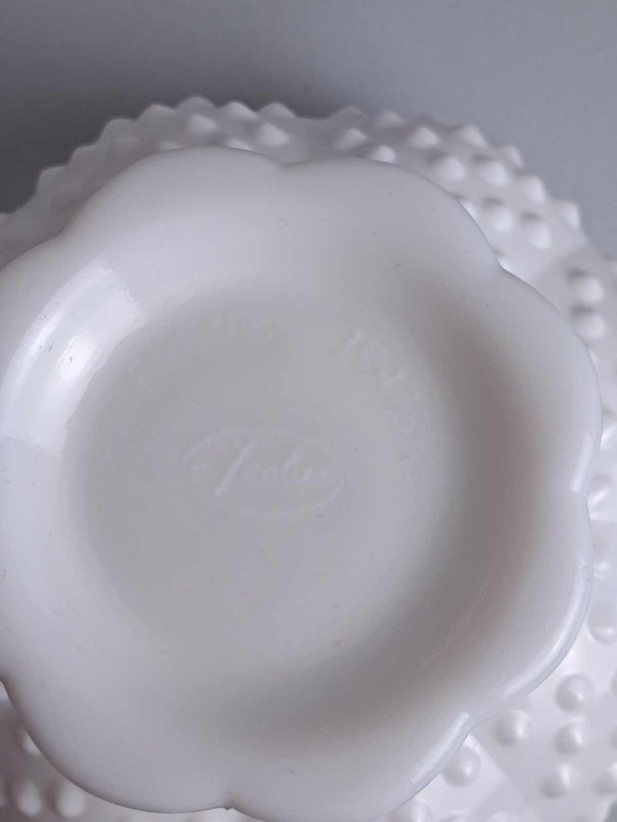 VTG. FENTON Hobnail White Milk Glass 6″ Ruffled Farmhouse Pedestal Candle Bowl