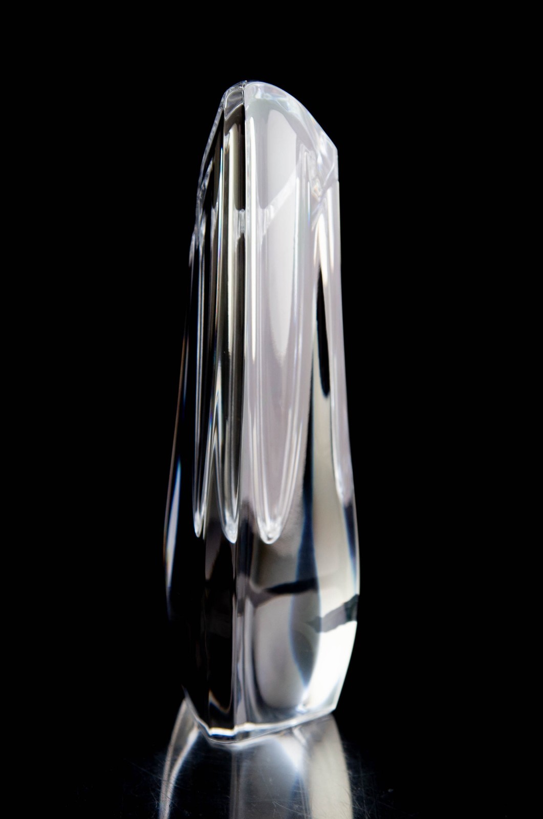 Baccarat Rose Bud Vase 8″ Vintage Crystal France Signed