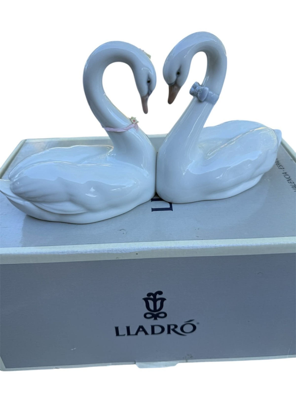 Lladró Endless Love Swan Figurine Porcelain Spain 1998 w/ Original Box 6585