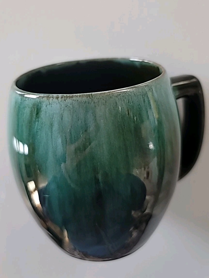 Blue Mountain pottery mug Green