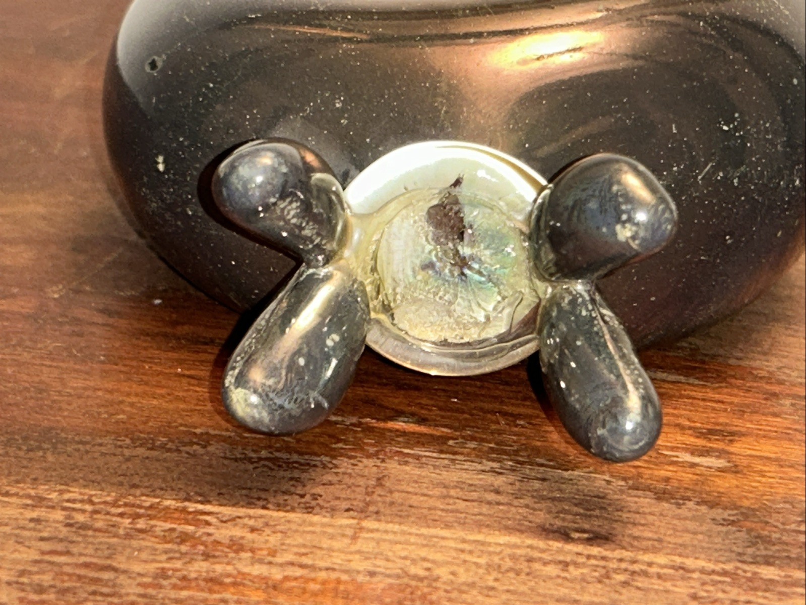 Amazing Donut Shape ArtGlass w/4 Feet