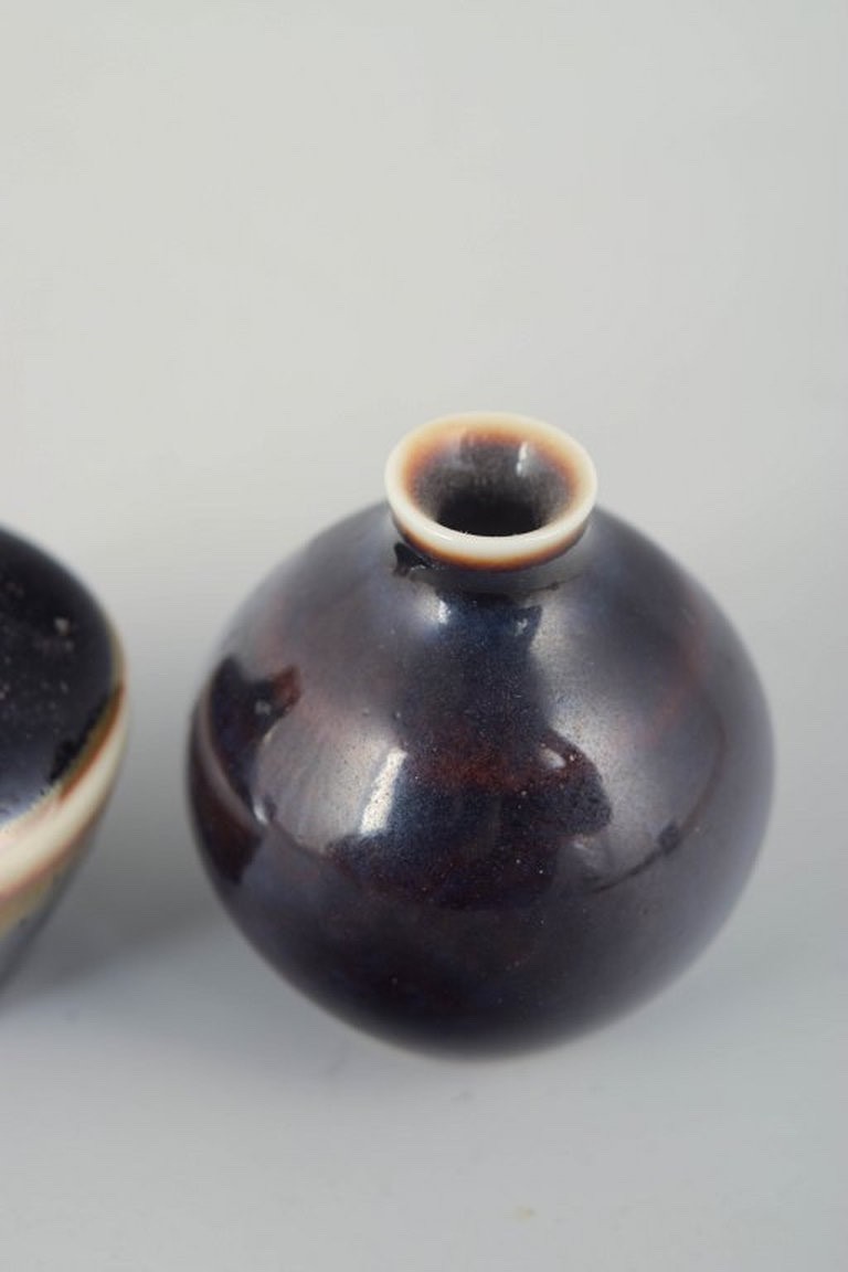 Carl-Harry Stålhane for Rörstrand, Sweden. Two stoneware vases. Mid 20th c.