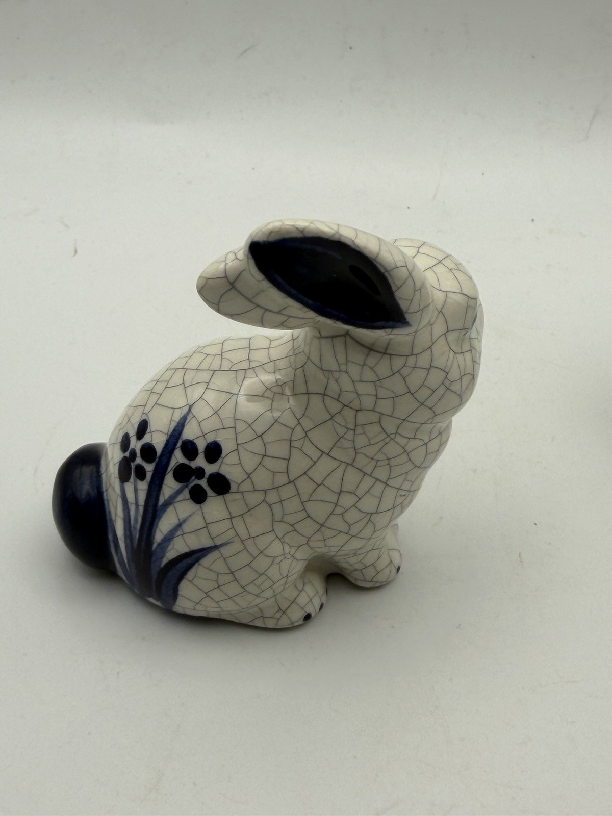 Vintage Dedham Pottery “Scratch And Sniff “ Bunnies . Signed