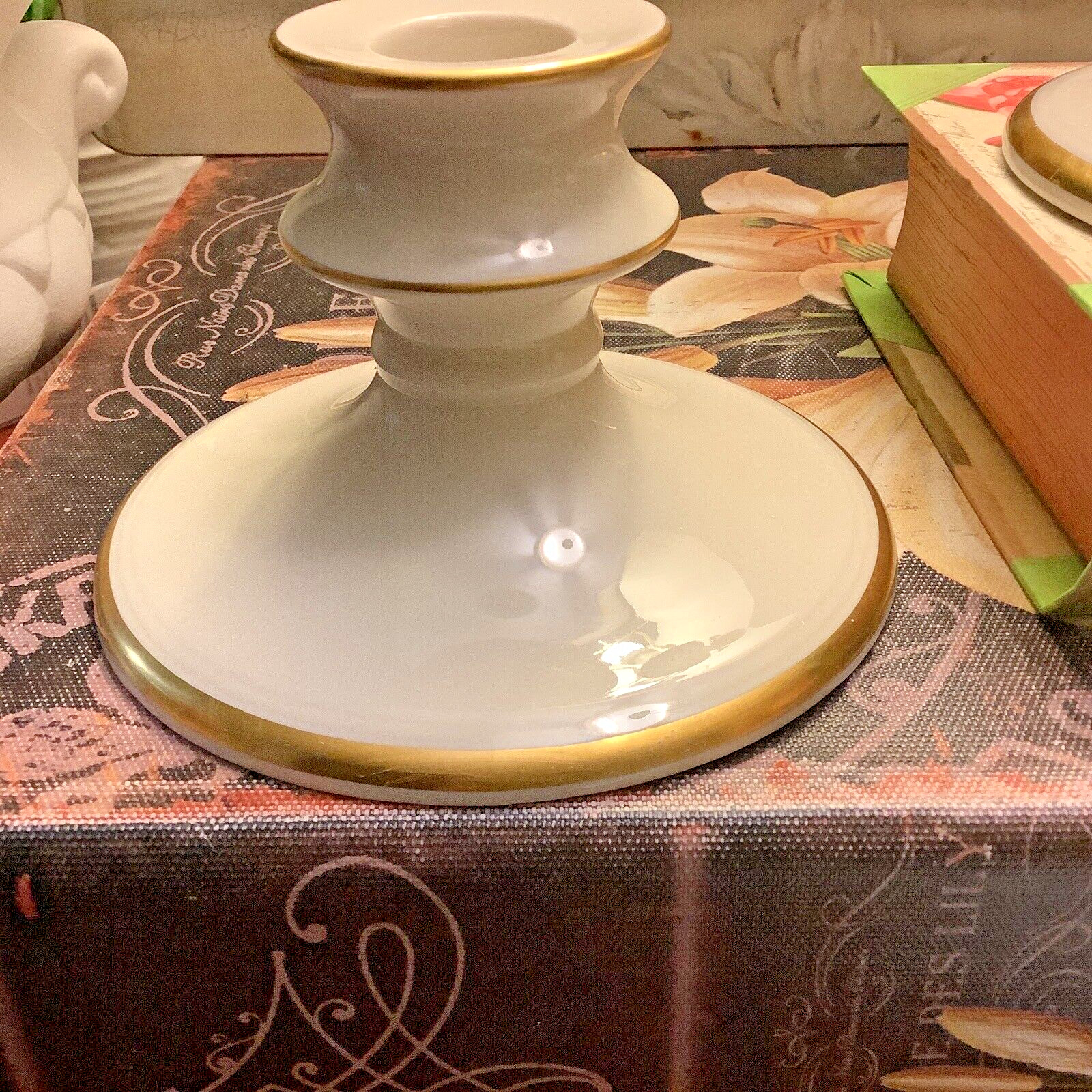 (2) Pickard China~”RICHMOND”~Taper Candle Holders/Candlesticks~USA~High End~NICE