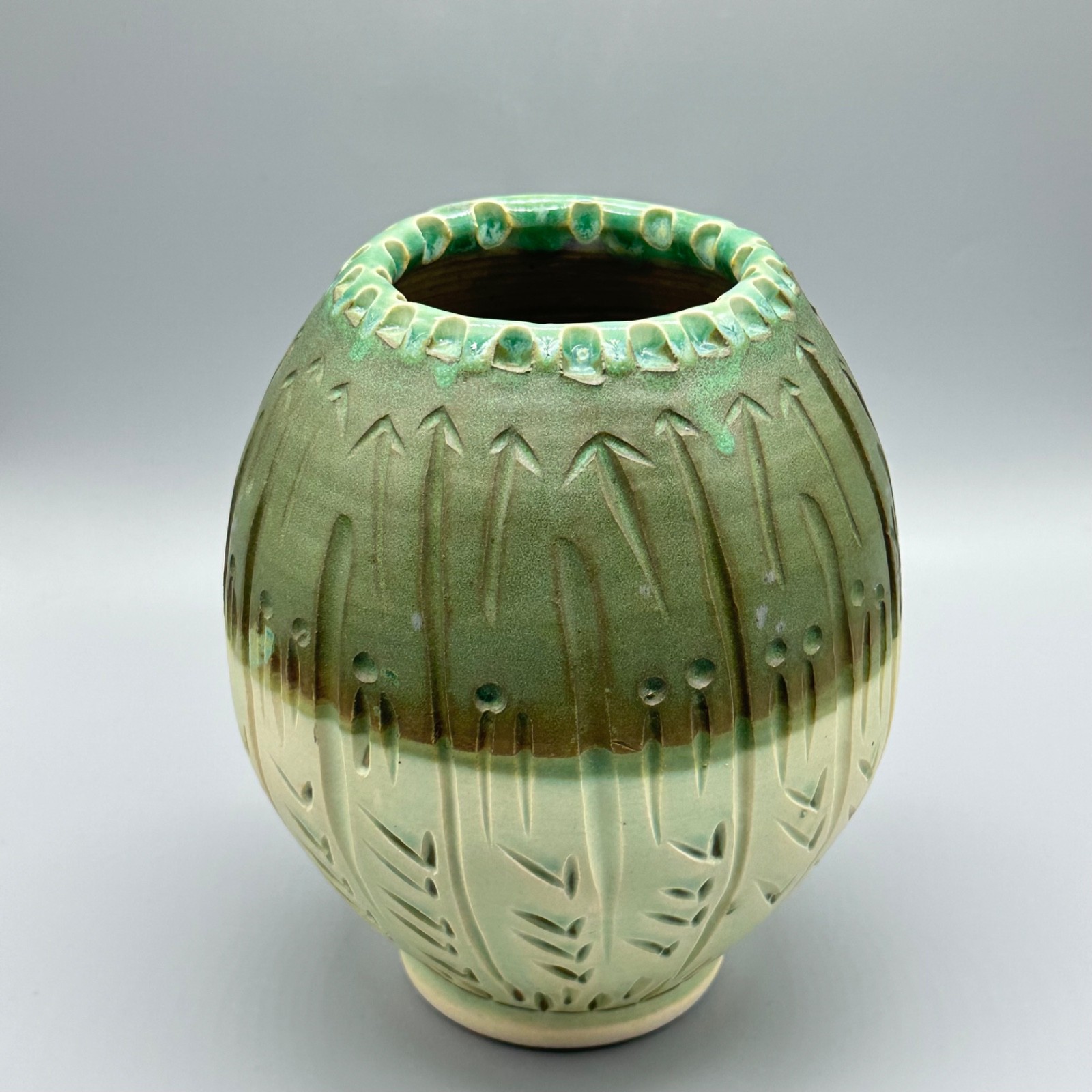 Art Studio Pottery Ceramic Handmade 7″ Vase Abstract Beach Colorful SIGNED