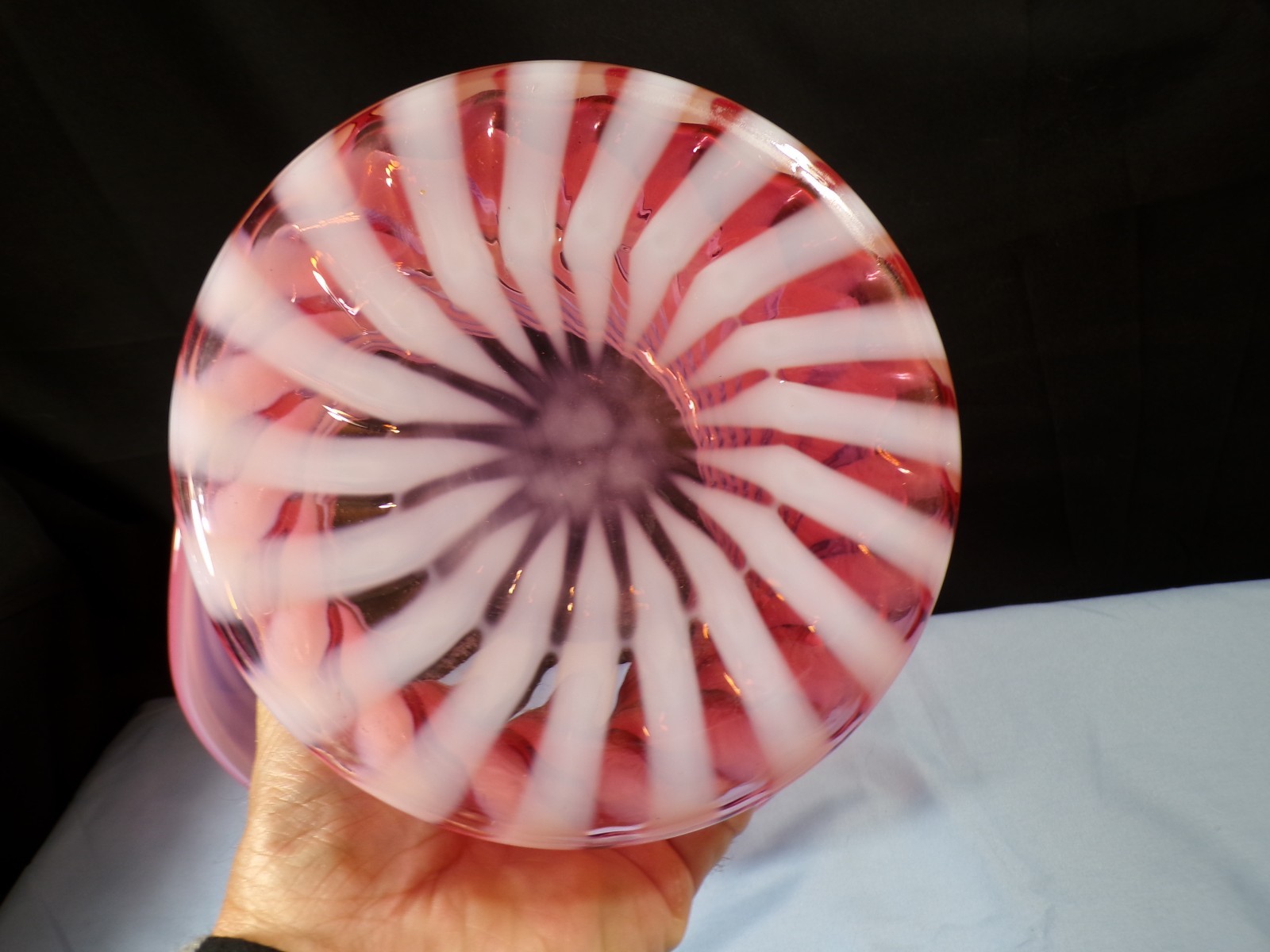 Large Fenton Cranberry Opalescent Glass Spiral Optic Hat Shaped Vase 6″ Tall