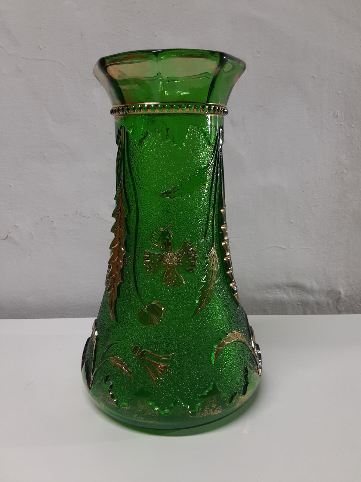 Vintage EAPG U.S. Glass Delaware Green & Gold Glass Vase