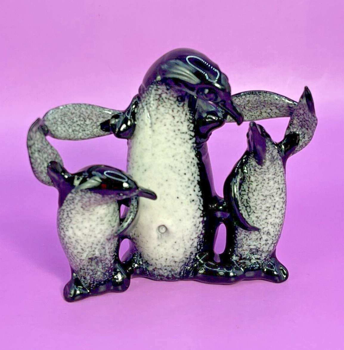 PAUL J. LABRIE Glass Studio Penguin Family Bird SCULPTURE Figurine ~SIGNED