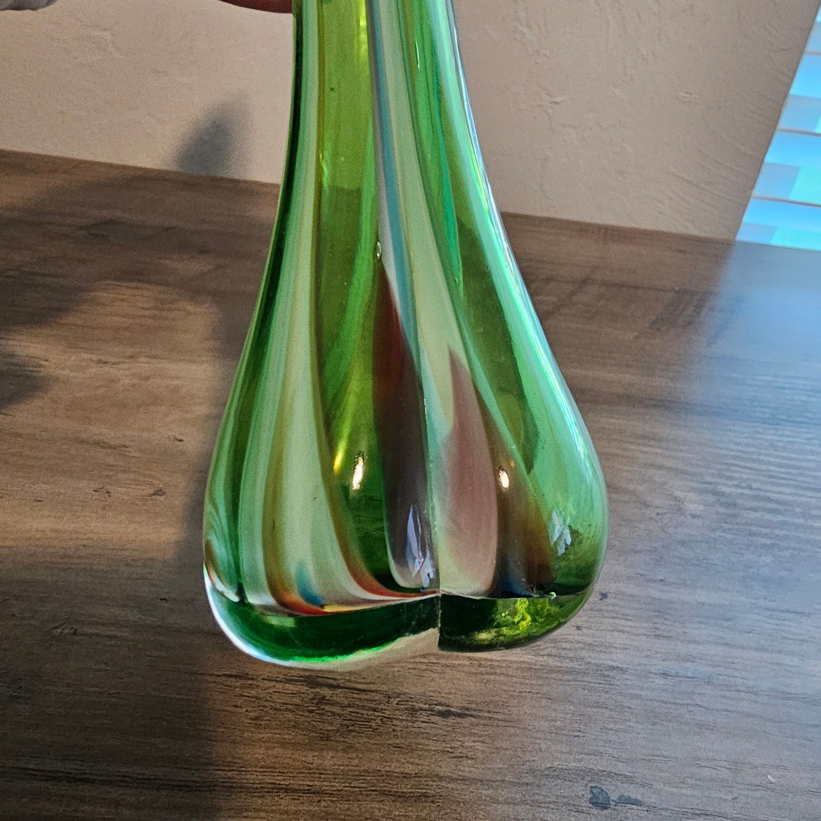 Vintage MCM Hand Blown Glass Stretch Bud Vase 10.5″ Green Art Decor 1960s Mod