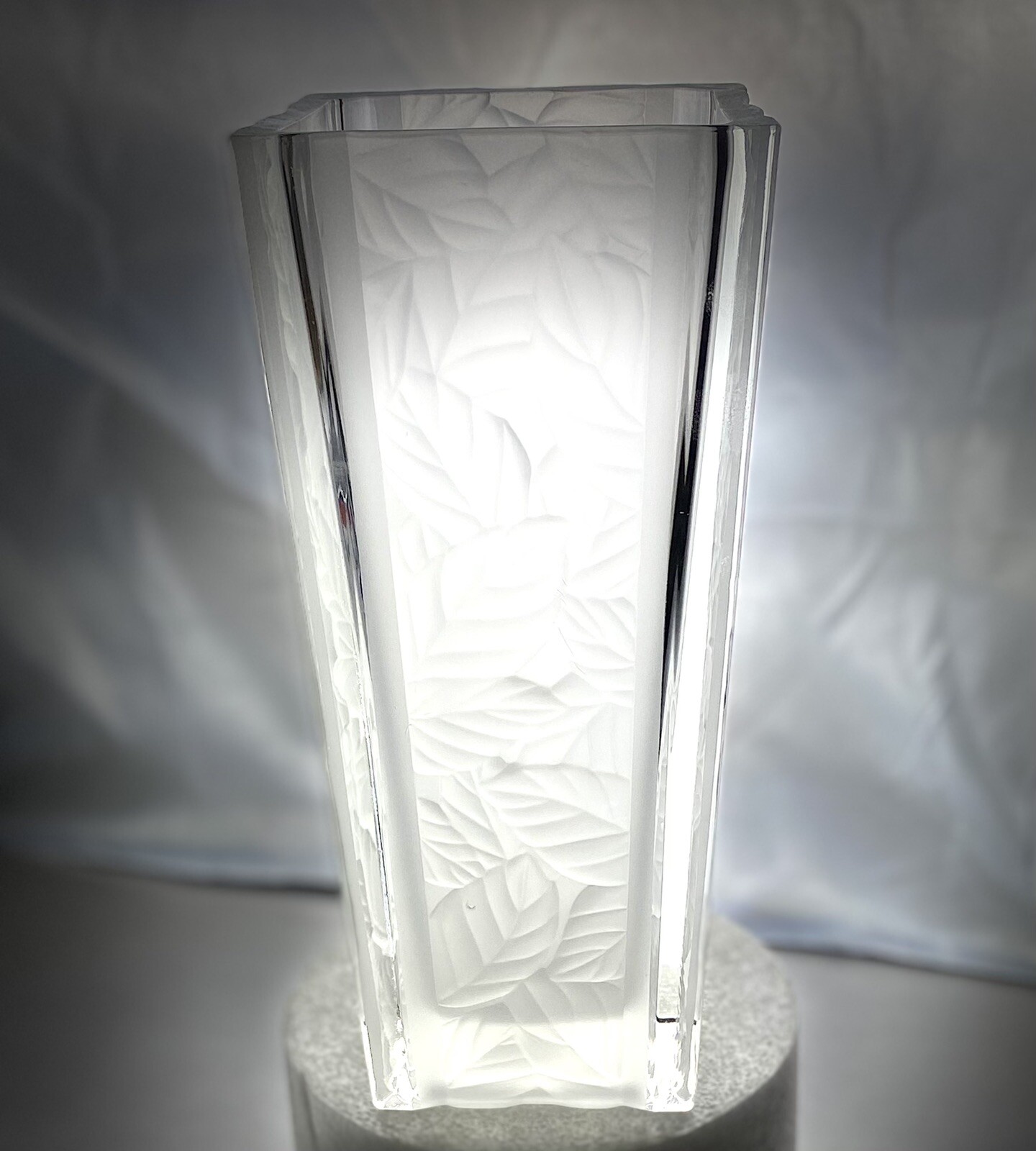 MIKASA Garden Splendor Squared Paneled Clear/Frosted Crystal Vase Height: 9-1/2”