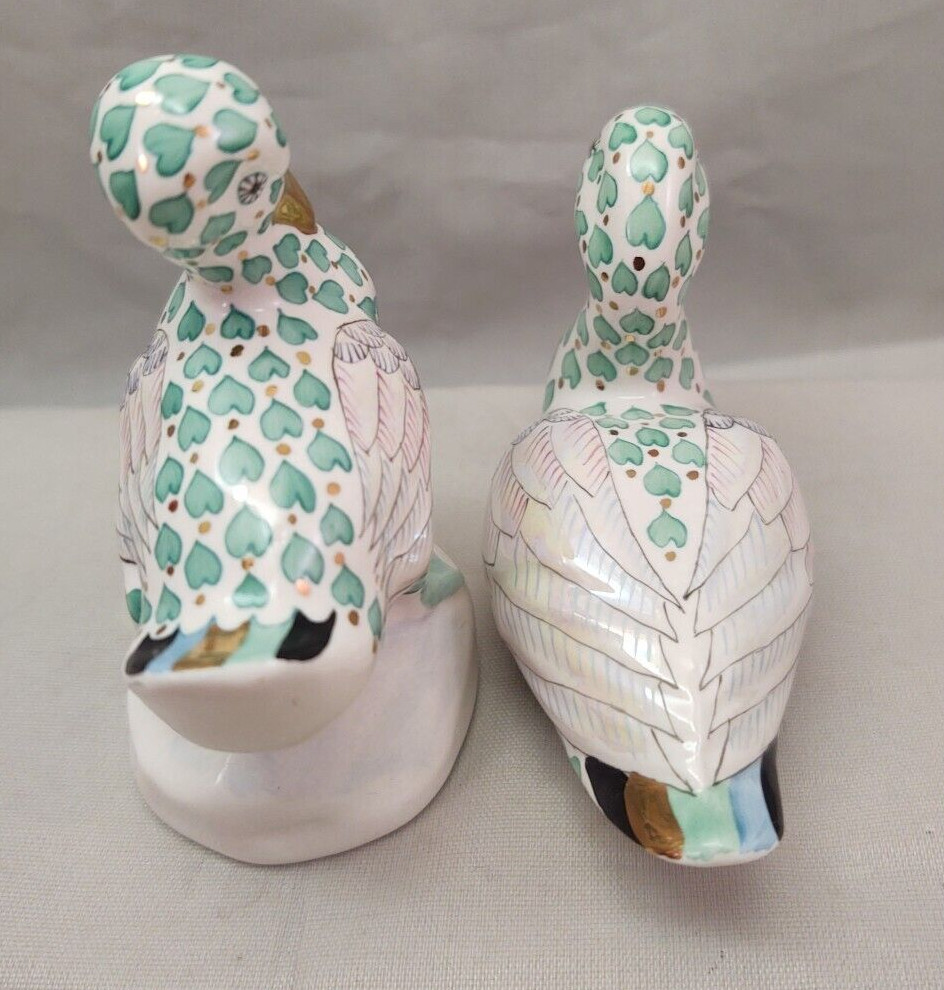 Hungary Figurines -Kocsis Pair of Ducks green hearts ~Mint~