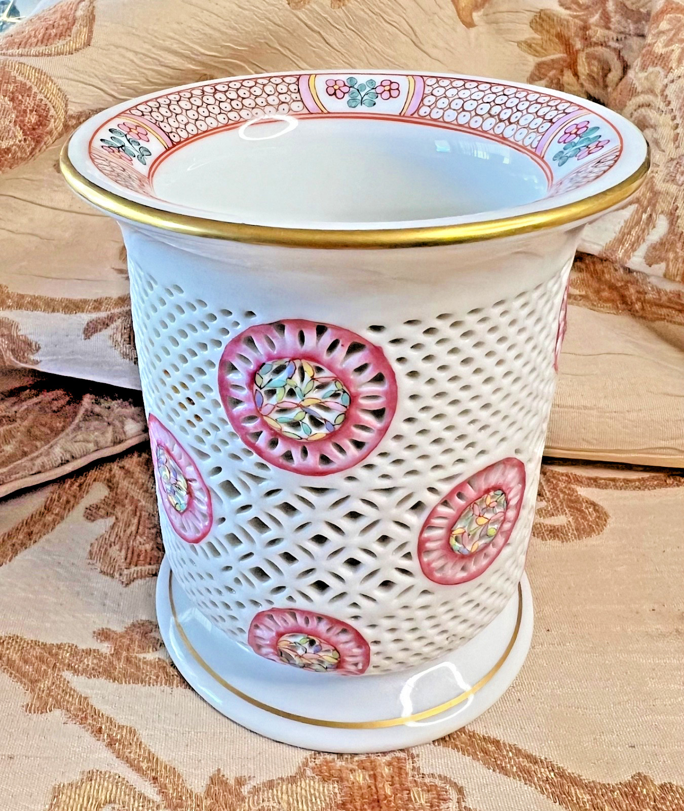 HEREND ‘WALES” Double-walled Herend Porcelain VASE• RARE!!!