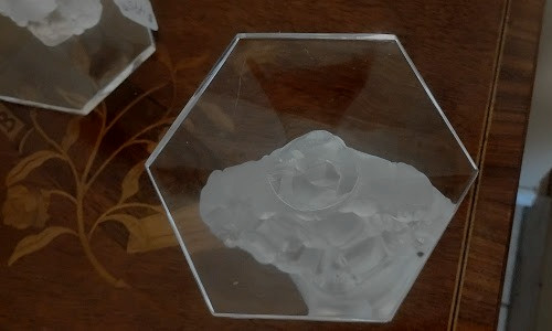 MESANGES SINGLE LIGHT CANDLESTICKS BY LALIQUE, 6 5/8″