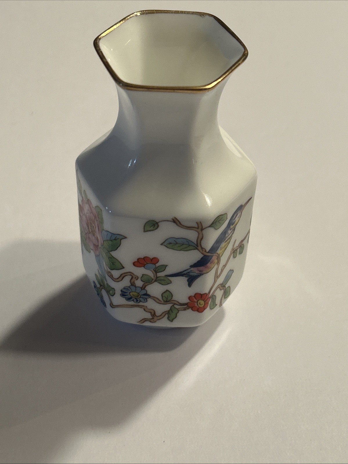 Vintage Aynsley Pembroke Fine English Bone China Small Floral/Bird Bud Vase 4”