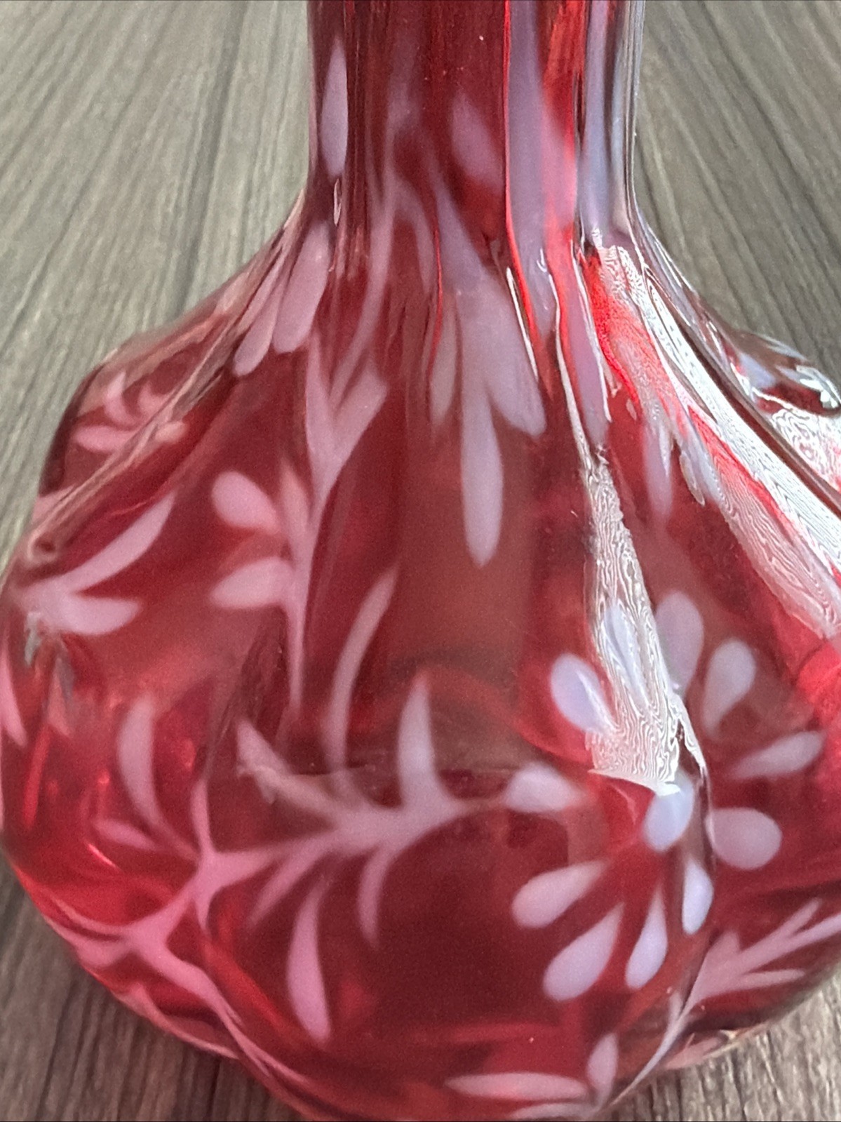 Rare Vintage Fenton Daisy & Fern Cranberry Opalescent Barber Bottle 7″H