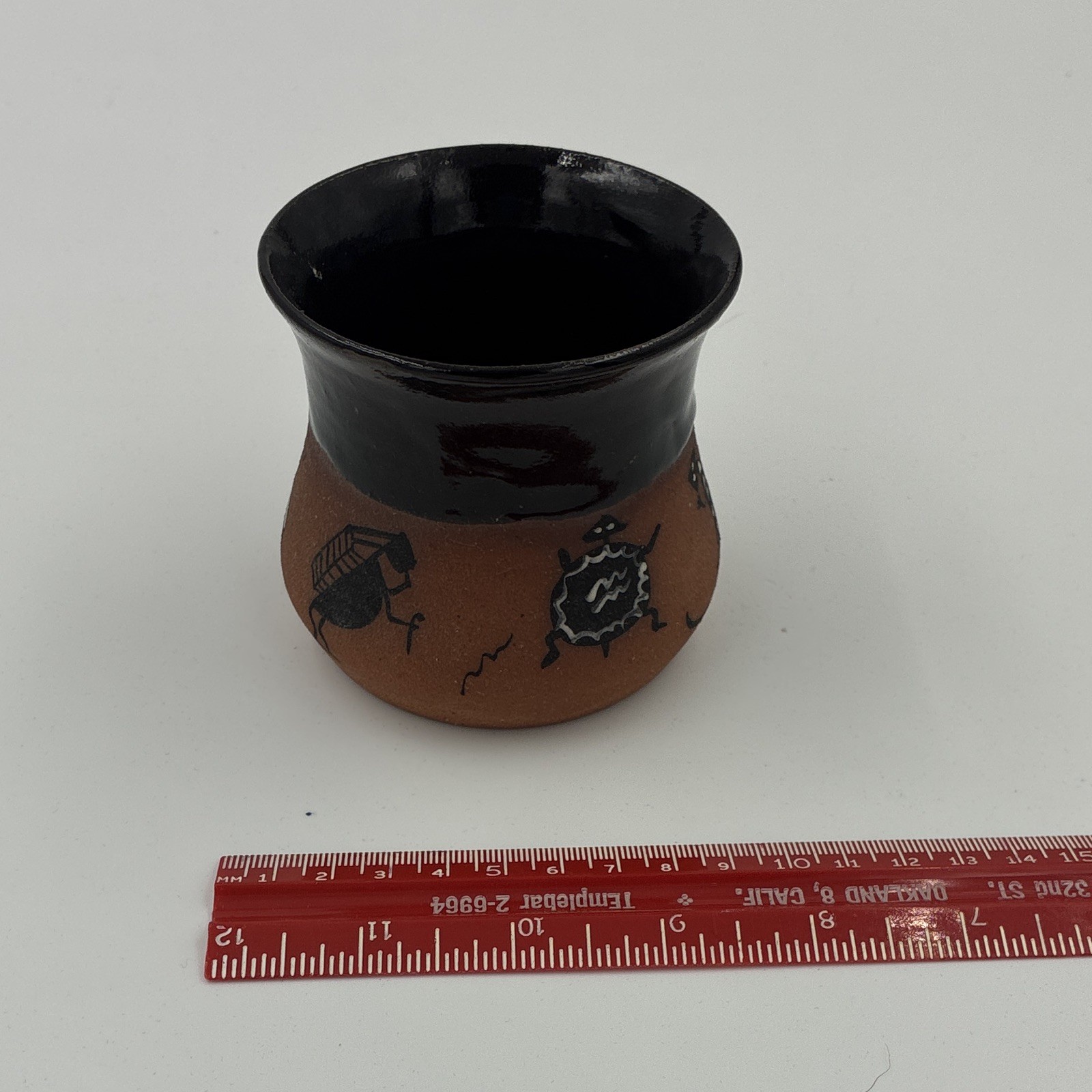 Pottery vase Brown & Black Lizard Pattern Glossy Finish Signed Shirley