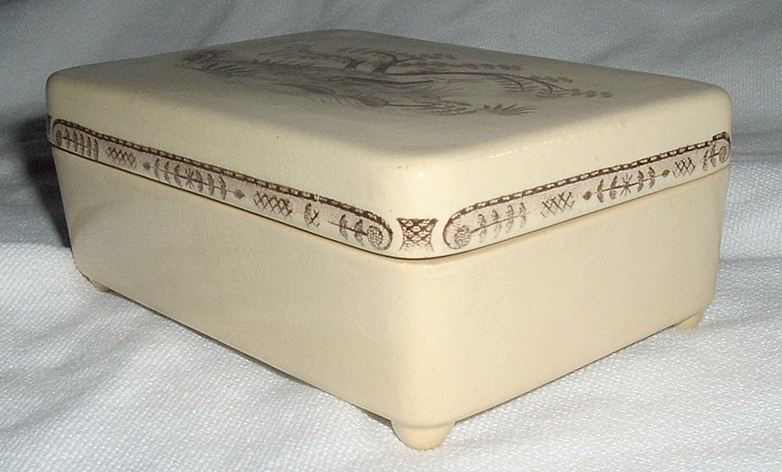 1930-40s CERAMIC Decorative Trinket Dresser BOX ‘MADE IN SWEDEN UE’ Upsala-Ekeby