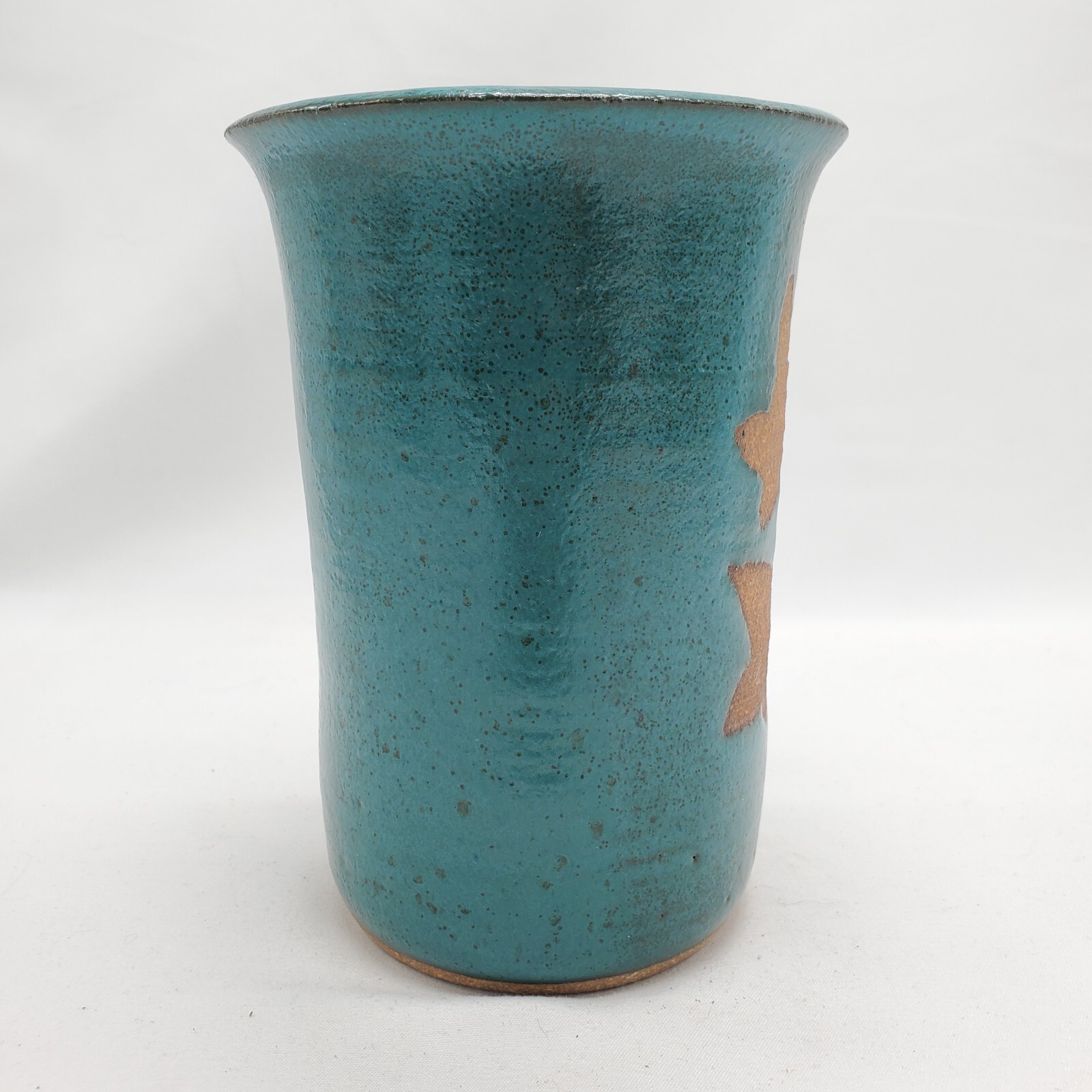 Cool Art Pottery Hand Thrown Vase Leaves Signed 6″ Eclectic….