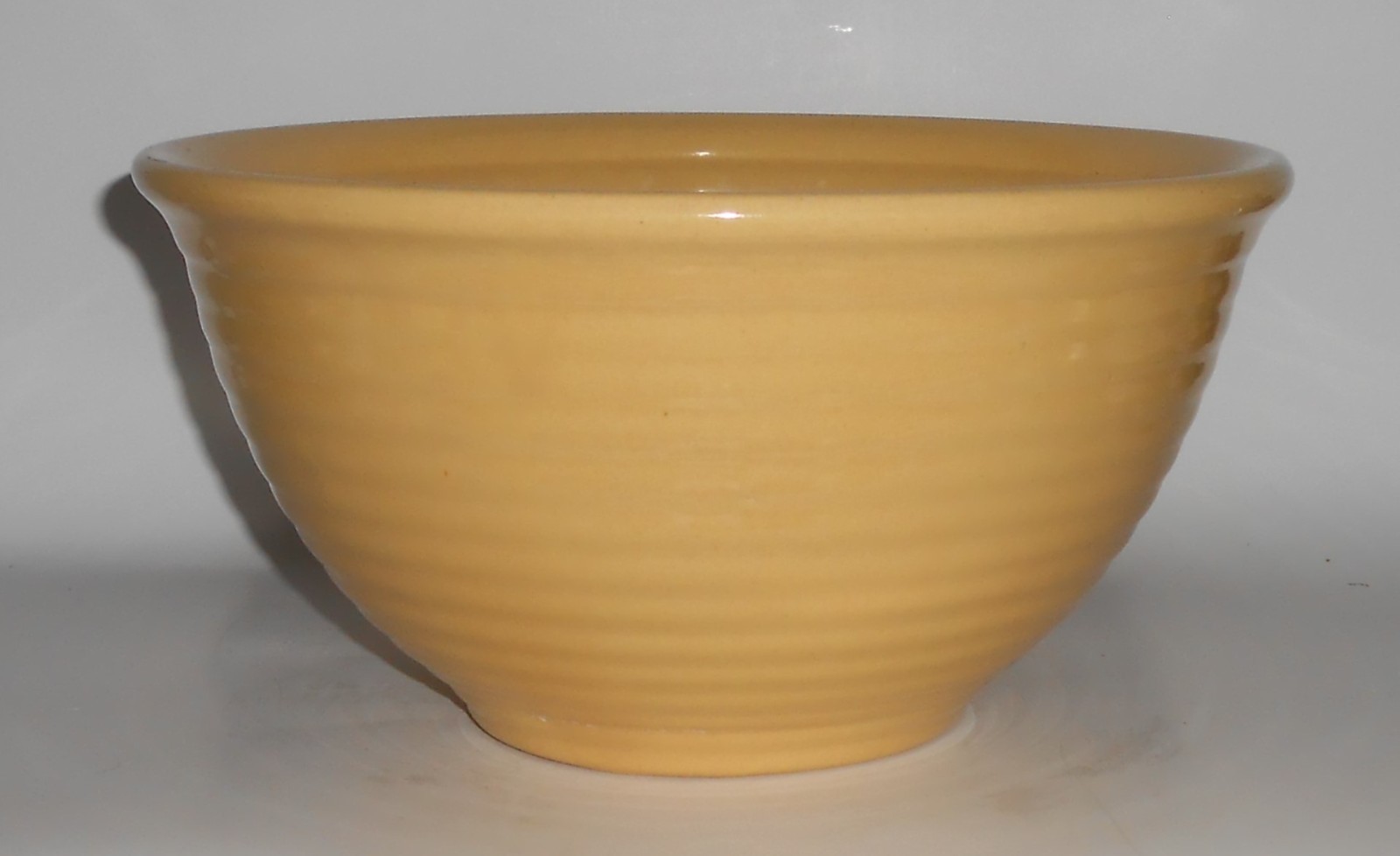 VINTAGE Bauer Pottery Ring Ware RARE Ivory #9 Inside Ring Mixing Bowl