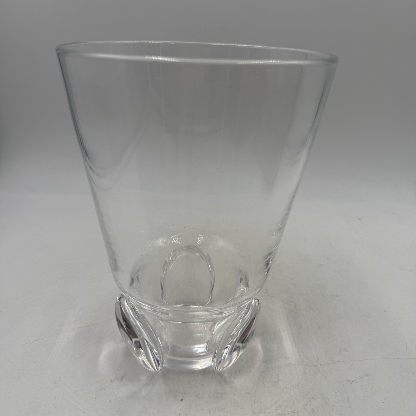 Signed Steuben 8021 Crystal Trefoil Vase Designed By Lloyd Atkins 7.75” Tall
