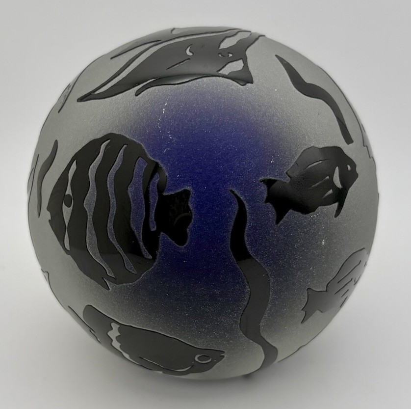 Steven Correia Art Glass Paperweight Ocean Fish Cameo Cobalt Blue Signed 3”