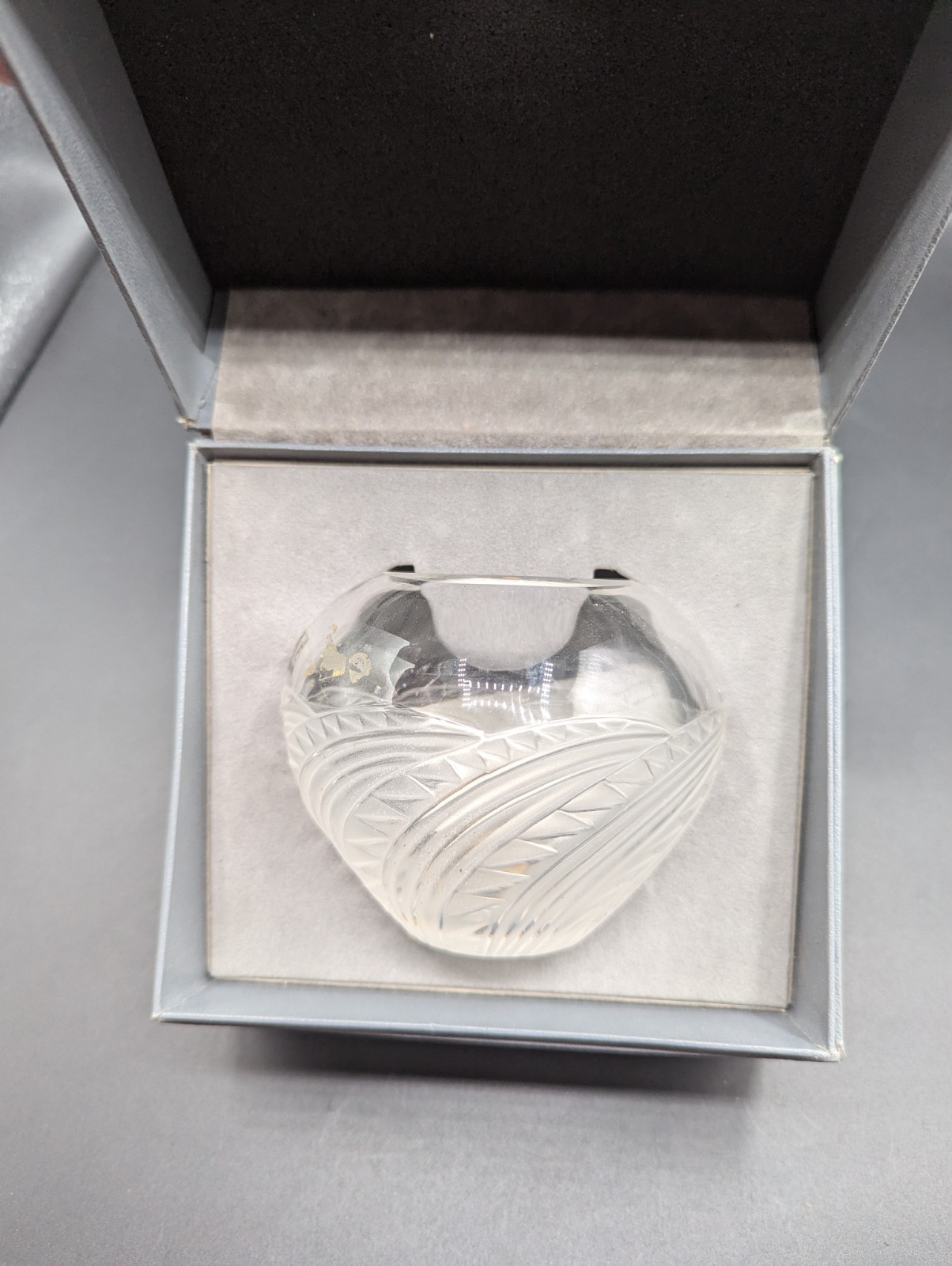 Lalique Crystal Zagora Vase with Box signed