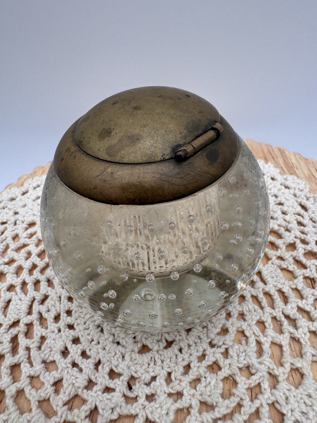 Vintage 1960s Art Glass Paperweight Bullicante Controlled Bubbles 4”