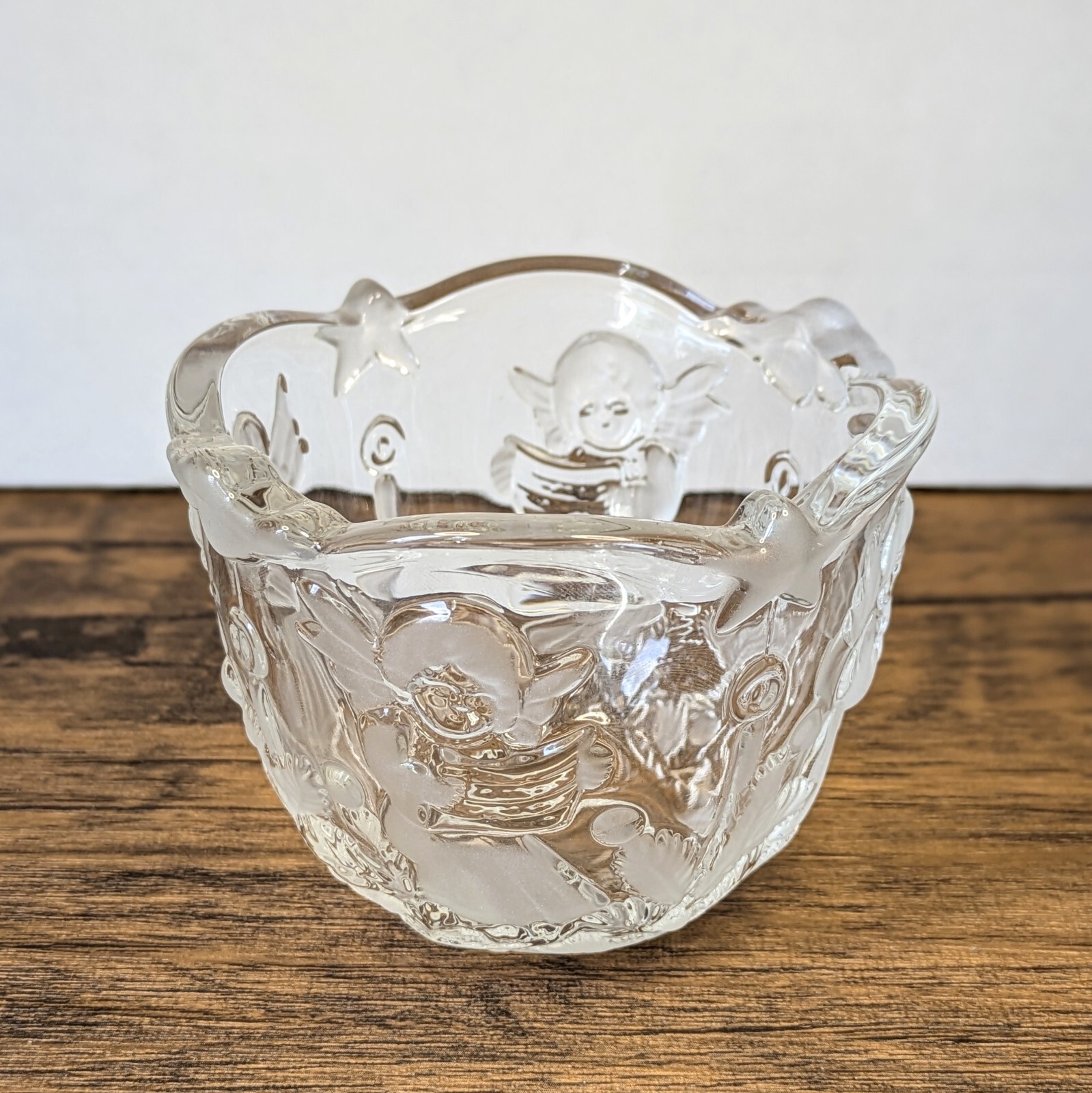 Vintage – 3″ Mikasa “Holiday Lights” Candle Holder, Angels Frosted Clear Glass