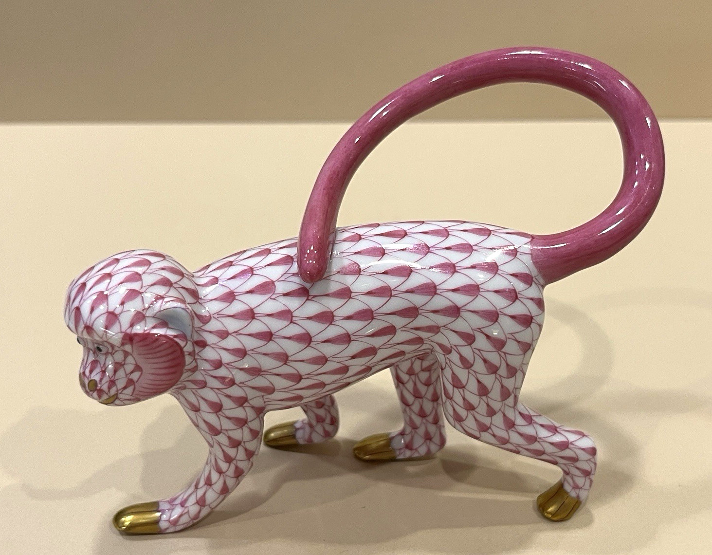 Herend Figurine Monkey Walking Raspberry Pink Fishnet