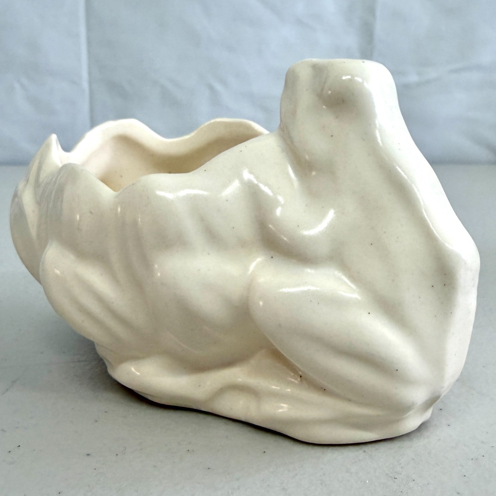 Vintage McCoy Ivory Cream Frog Lily Lotus Flower Planters Pair