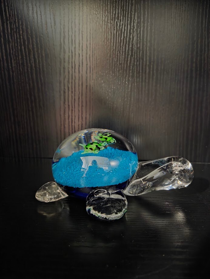 Blue Green Sea Turtle Figurine w Baby Turtle Inside 5.5″ L Art Glass Paperweight