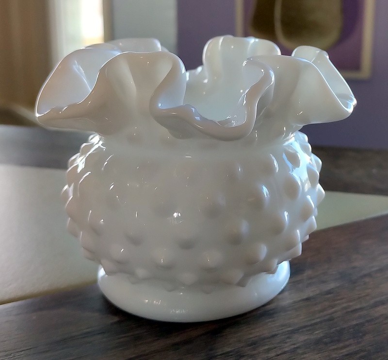 Vintage FENTON White Milk Glass Small Ruffled Hobnail Rose Bowl Bud Vase (3″ H)