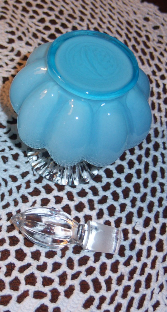 VINTAGE FENTON HB GLASS MELON SHAPED PERFUME BOTTLE c. 1940 ITEM B