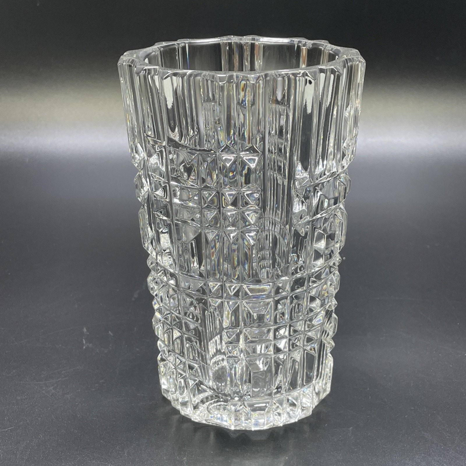 Vtg American Cut AMC15 Crystal Vase 8″ Heavy Deep Cut Plaid Geometric Pattern