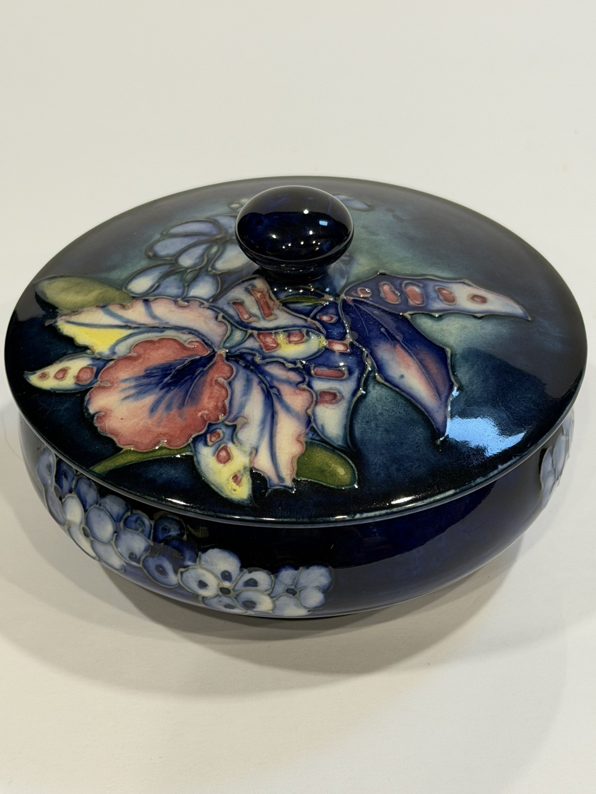 Moorcroft Orchid Blue Lidded Dish Bowl England Floral Art Pottery Vintage