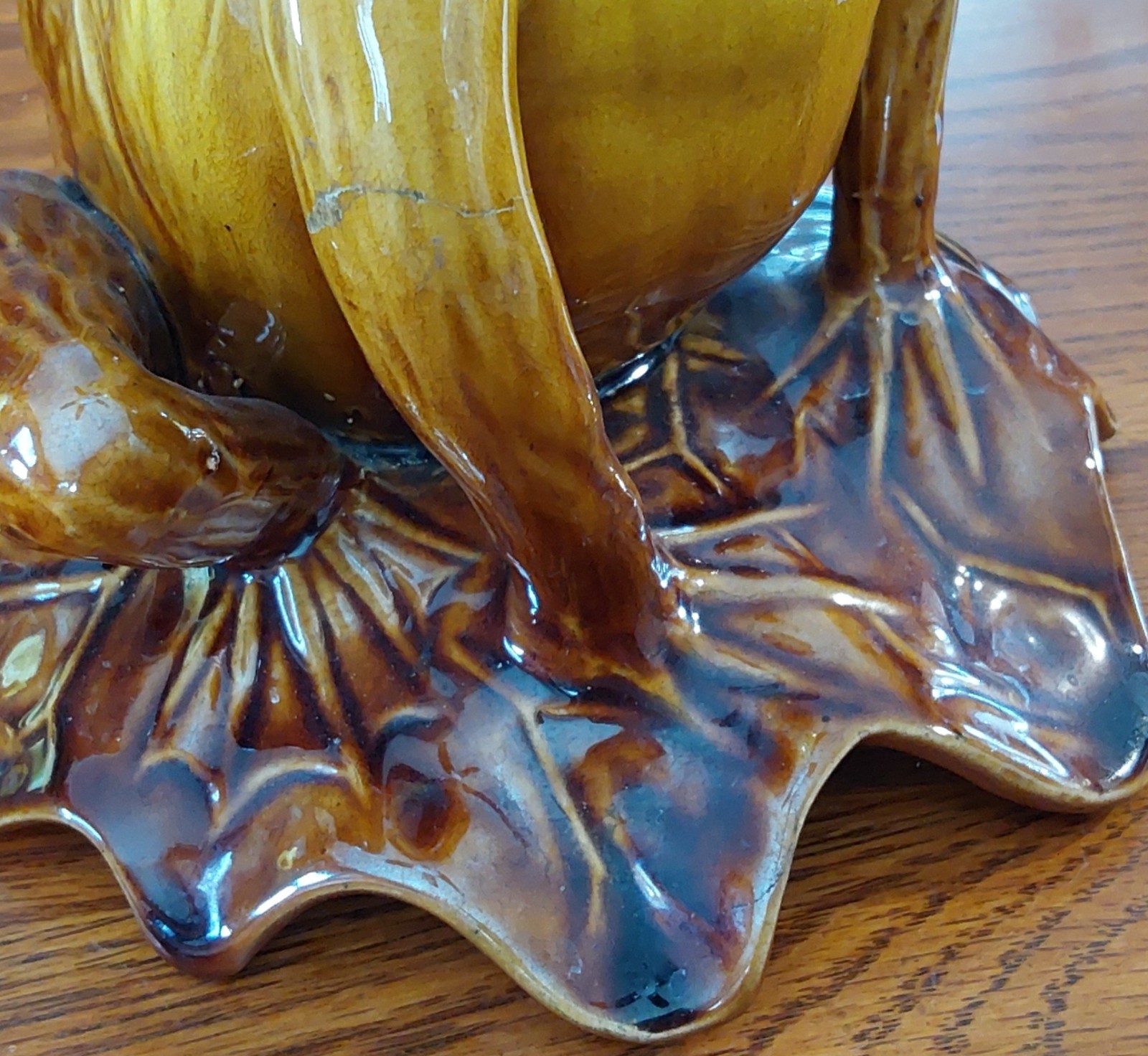 Unique Yellow Croaking Frog on Brown Lilly Pad Vintage Pottery Vase